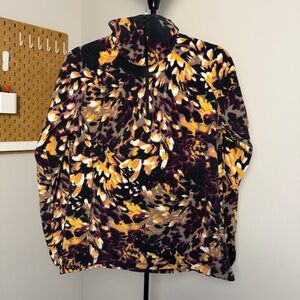 Columbia Black and Yellow Patterned Pullover